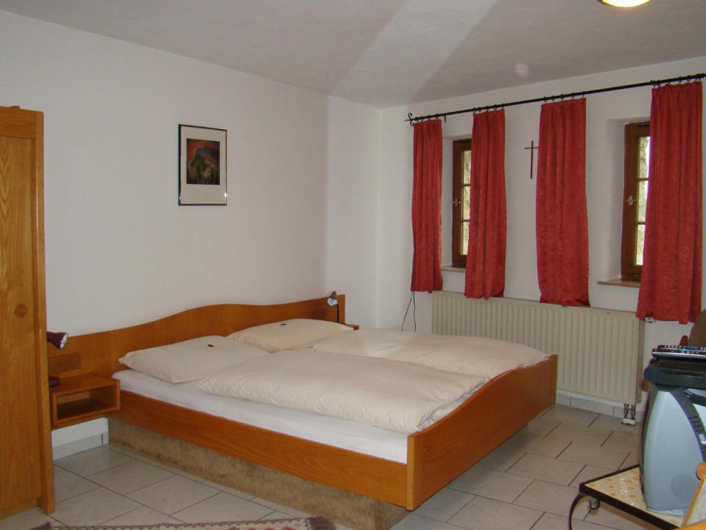 Hotel Burg Katzenstein Habitación foto