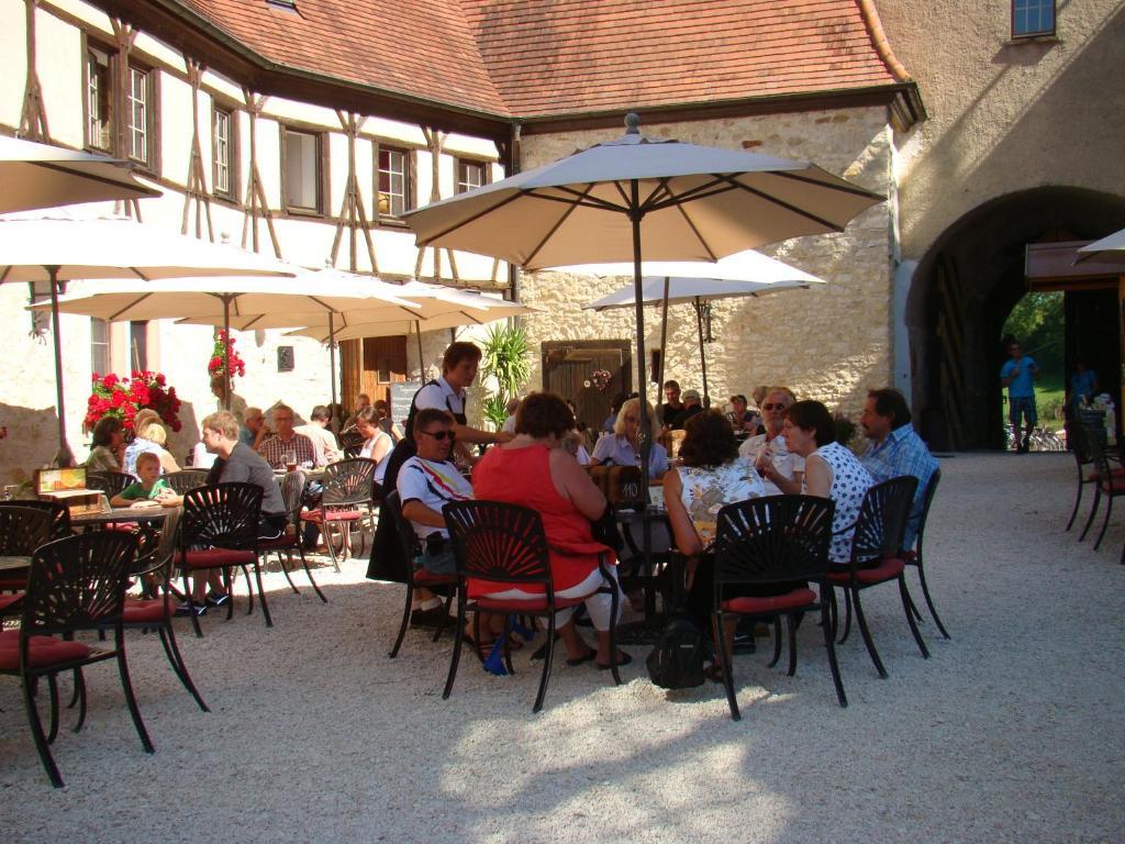 Hotel Burg Katzenstein Exterior foto
